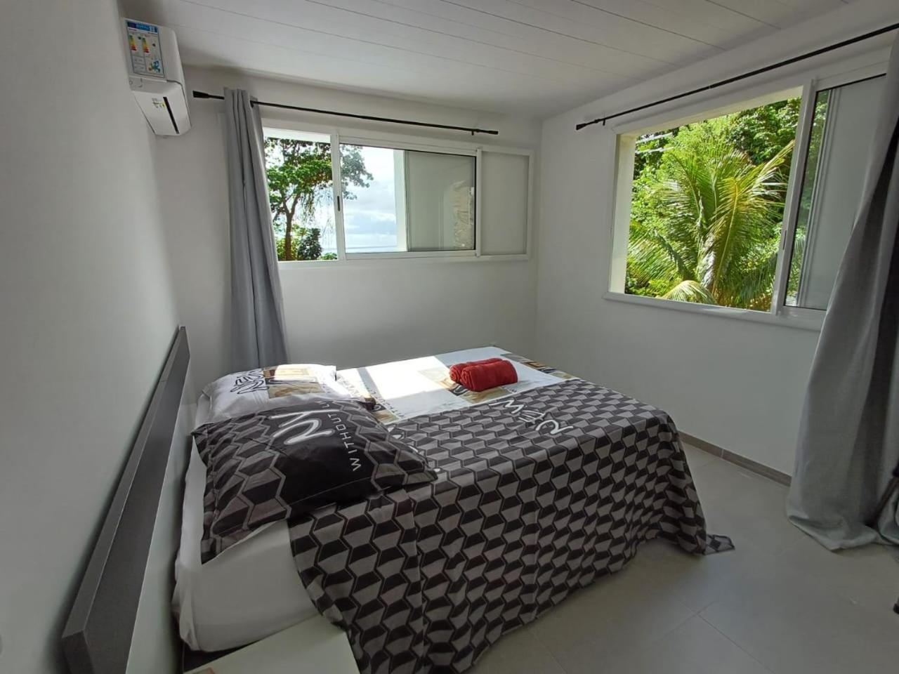Villa Les Mahoganys Riviere-Salee ภายนอก รูปภาพ